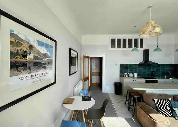 Westbay Seafront Apartment